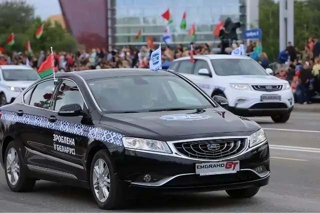 中国新能源车：从卖向全球，到扎根全球